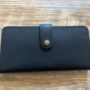 Portland Leather Large Bi-fold Wallet